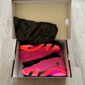 Air Jordan Retro 14 Low Shocking Pink